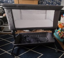 Red Kite Next To Me Crib